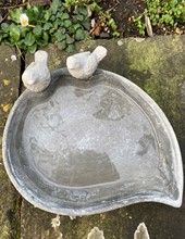 Bird bath